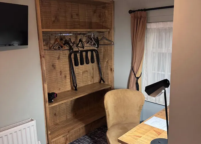 Oyo White Bear At Ξενοδοχείο *