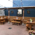 酒店 White Bear At 贝德尔